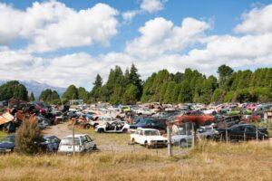 Guide to Choosing the Right Car Wreckers in South Auckland